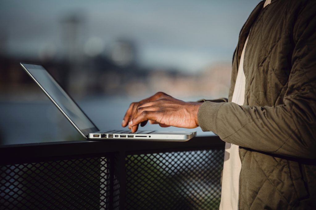 accountant working outside the office