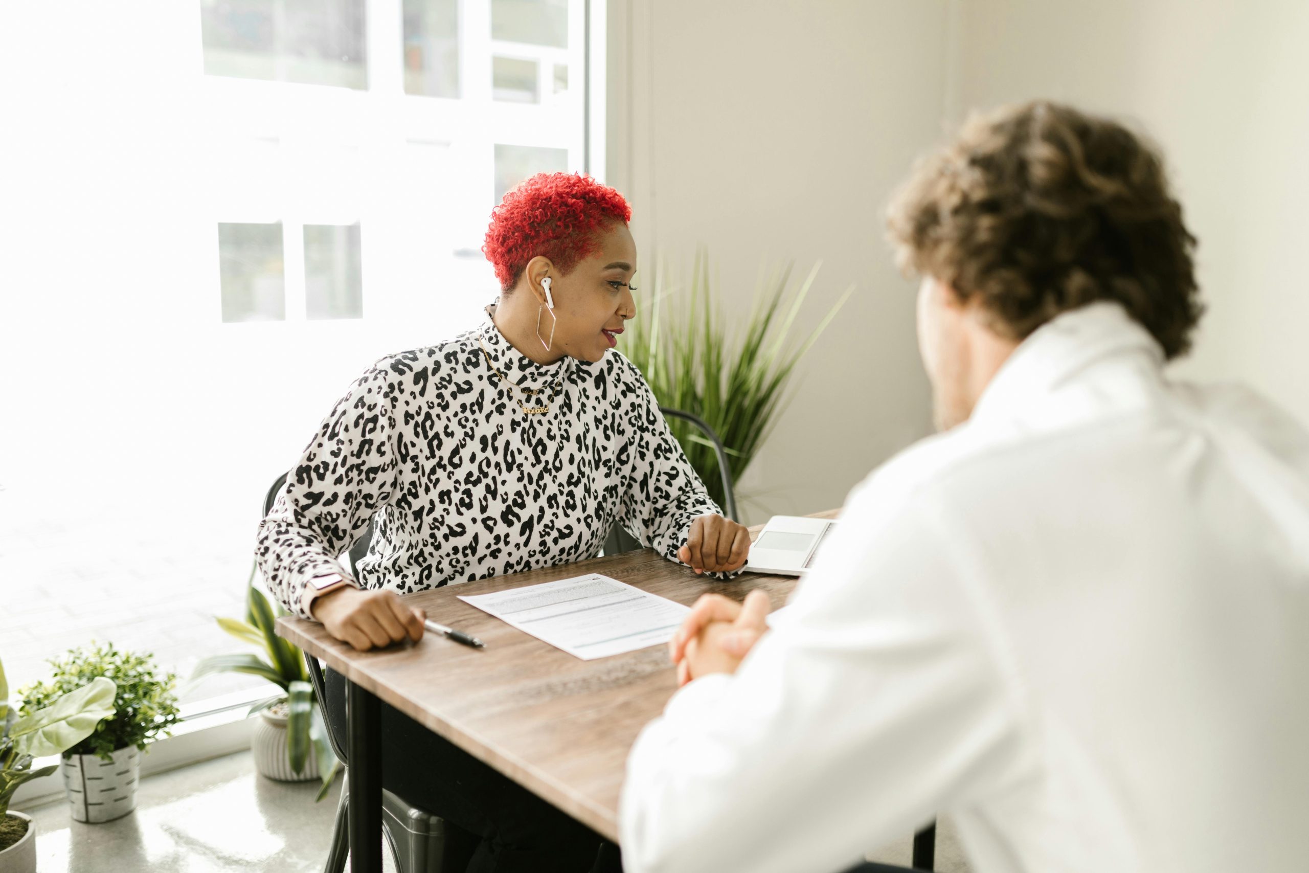 two accountants meeting and having a discussion