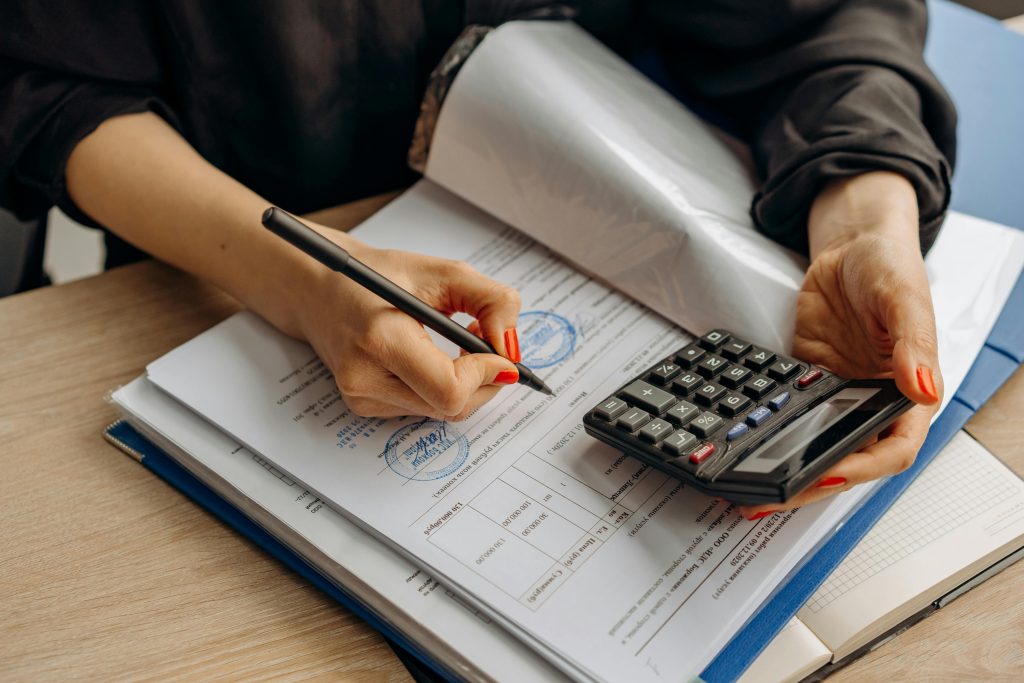 accountant writing the computed tax return